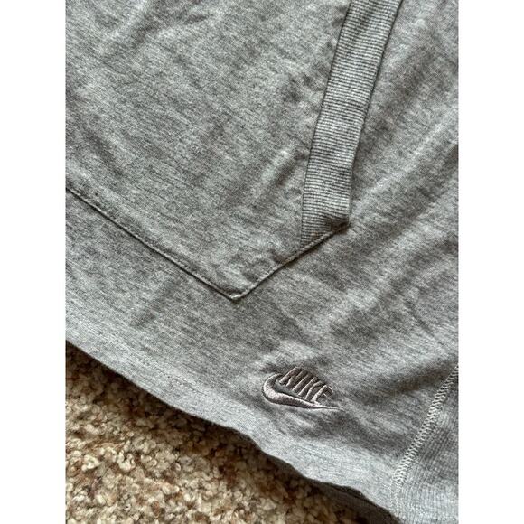 Nike Long Sleeve sleeve, hooded shirt, 16/18; Gray, lightweight, Cotton blend - Picture 10 of 10